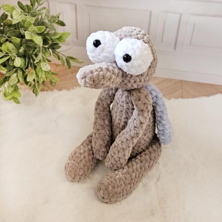 Peluche moustique au crochet fait main