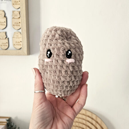 Peluche patate au crochet fait main