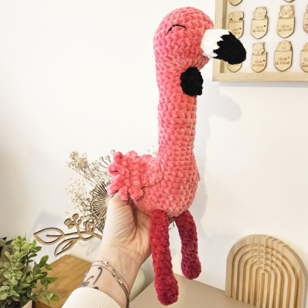 Peluche flamant rose au crochet fait main