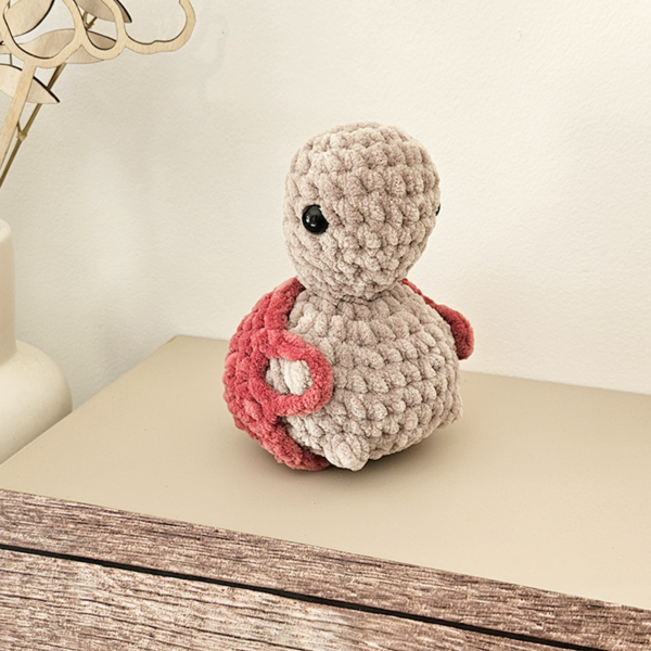 Peluche tortue fefesses mini au crochet fait main