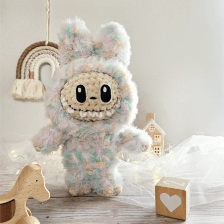 Peluche artisanale faite main, Babulu, monstre malicieux