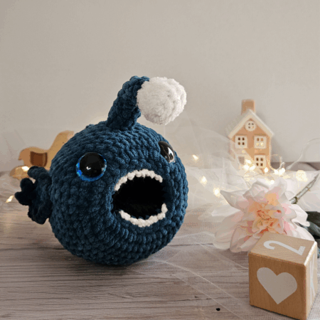 peluche-poisson-pecheur-crochet Peluche artisanale faite main